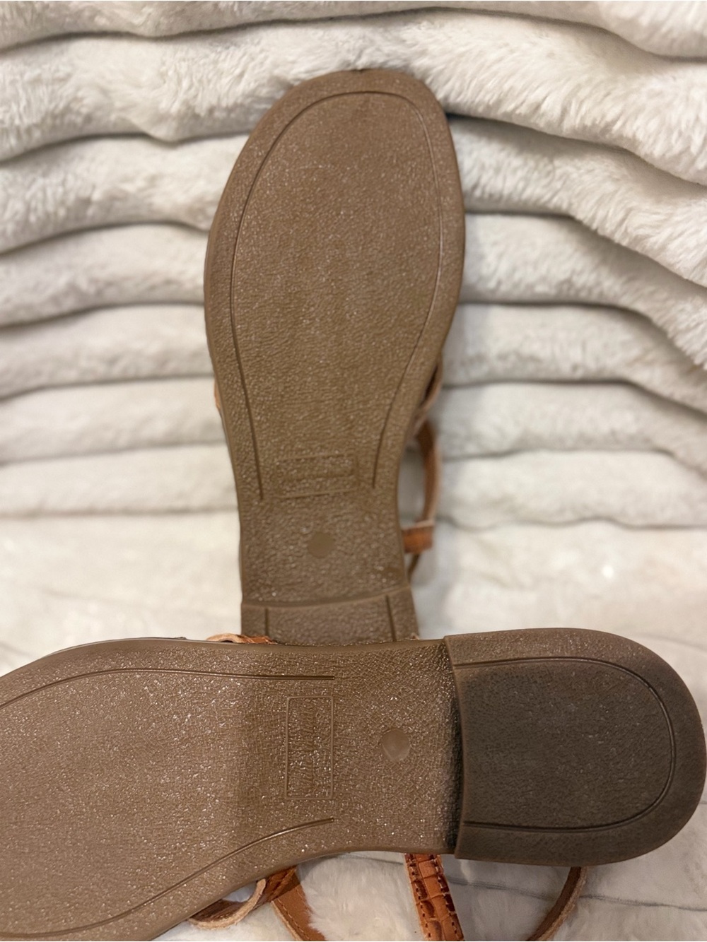 Bella Vita Tan Crisscross Strappy Sandals - Picture 6 of 6